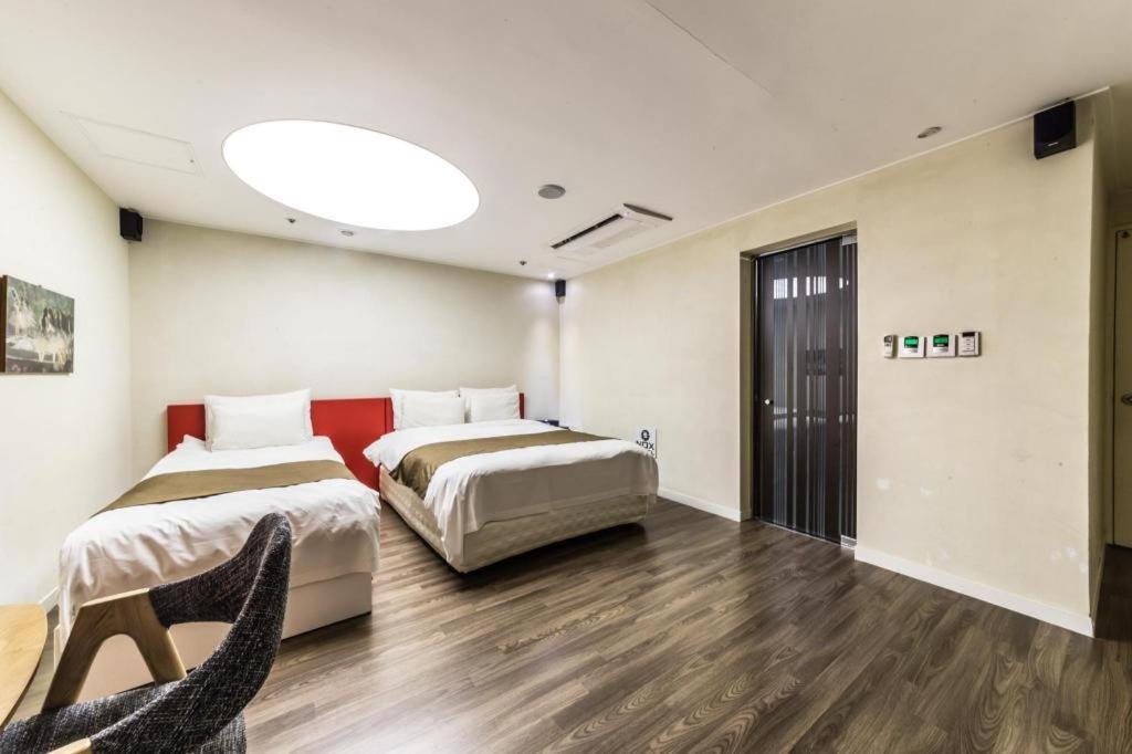Nox Boutique Hotel Сеул Екстериор снимка