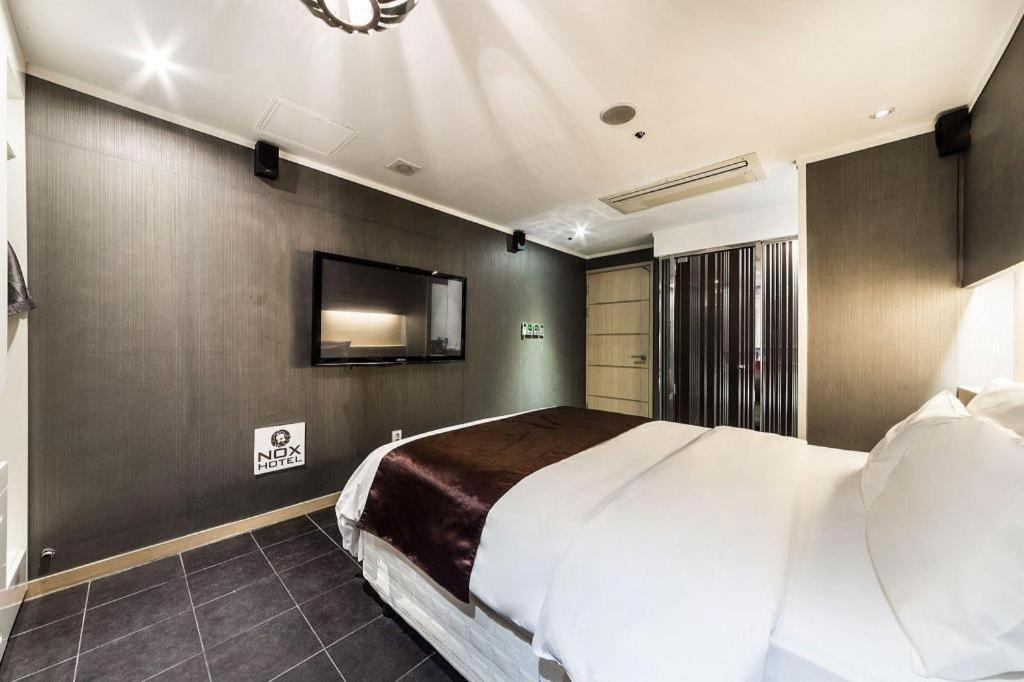 Nox Boutique Hotel Сеул Екстериор снимка