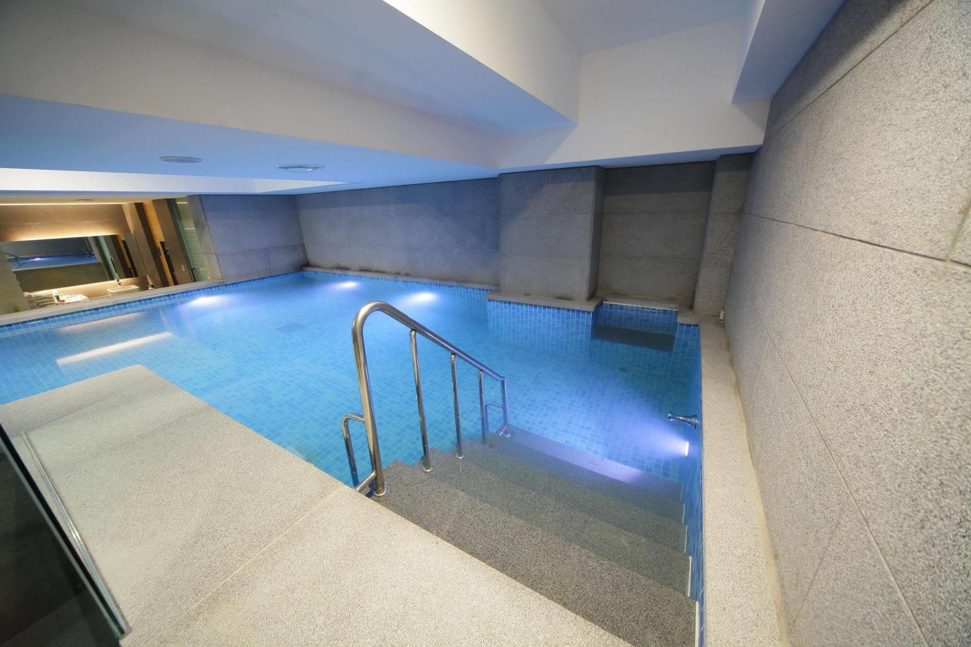 Nox Boutique Hotel Сеул Екстериор снимка